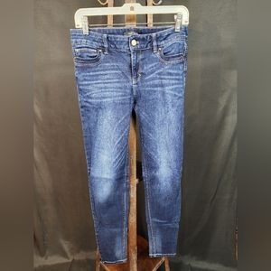 White House Black Market Size 2R Skinny Jeans